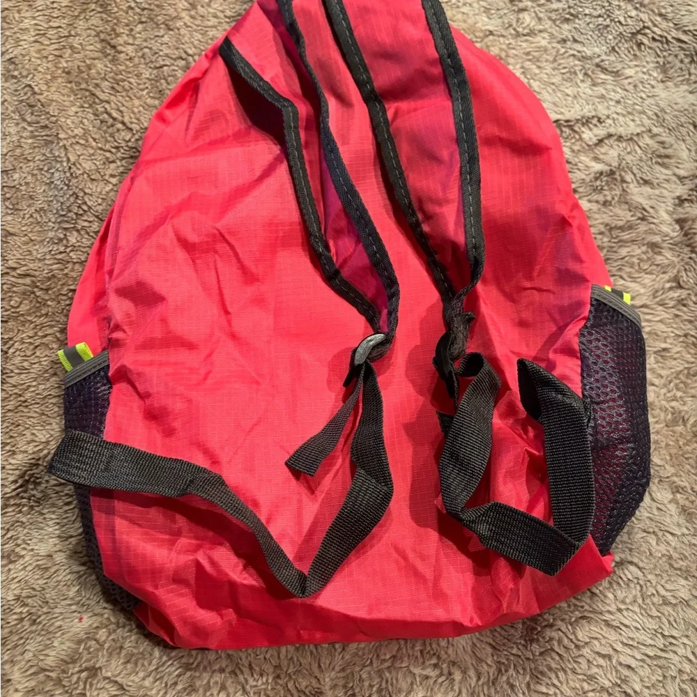 Hot pink Backpack - Picture 4 of 4